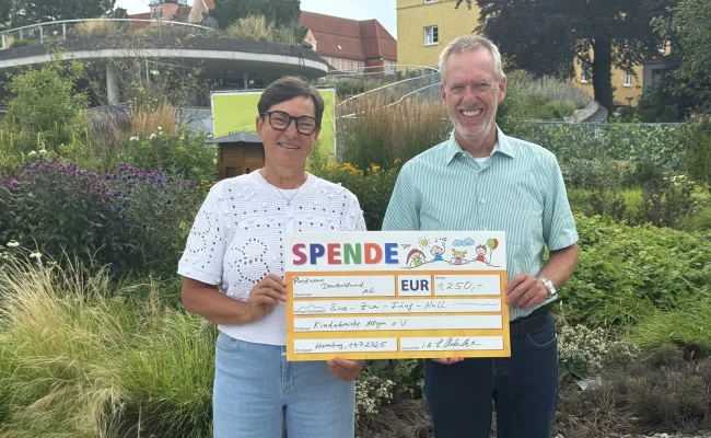 Herzensangelegenheit: Spendenübergabe der Prodware Deutschland AG an Kinderbrücke Allgäu e.V.